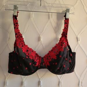 Bali Bra / Black Color / Red Embroidery / 38C